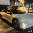 لوسيد أير بيور 2024 أبيض