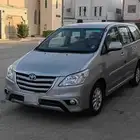 تويوتا انوفا 2015