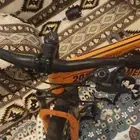 دراجه مستعمل حطيت صور يلي معيوب كمان وكفرات يبغالها تغير ابع