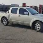 نيسان نافارا 2011