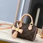 شنط ساعات نظارات محافظ شوزات درجة أولى لتواصل واتس 054792680