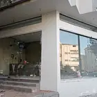 الرواد للزجاج السكريت والمرايا والالمنيوم أبواب شبابيك شتر ا