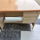 اثنين مكاتب للبيع على السوم