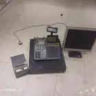 كاشير وشاشت كاشير و وطابعه فواتير كلها نظيفه