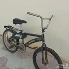 سيكل نضيف معه لستك بس يبغاله تركبه