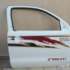 باب هايلكس يمين غماره وكاله 2008 علي السوم
