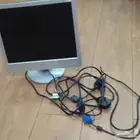 شاشه مستخدمه للبيع بسعر 50ريال