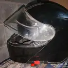 خوذة دراجه ناريه مقاس s55_56cm بحاله جيده ماركة اصليه ZR