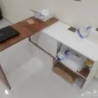 طاولة مكتب ثنائي كبير بحالة جديدة