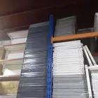 رفوف متنوعة وعلب وسلال وطبليات بسعر مناسب جدا