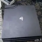 سوني 4 نضيف مقد دخل الصناعه معه اسلاكه معه يد2 علي السوم