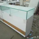 طاولات عرض قزاز