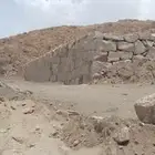 مباني حجر كبير وصغير بل يد وبل بكلين