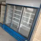 ثلاجات بيبسي كبير وصغير