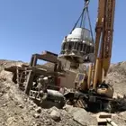 فك وتركيب الكسارات الثابتة وغرابيل الرمل وغيرها