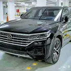 طوارق 2022 Volkswagen Touareg R-Line (مزايا خاصة وممشى قليل)