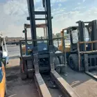 تأجير رافعات شوكيه فوركلفت كرينات للايجار