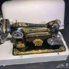 مكينة خياطة