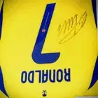 تيشرت النصر وتوقيع رونالدو عليه ولا يجي الا الصامل