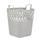 منظمات الملابس والغسالة والمنظفات إلى آخره.