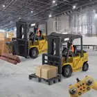 ايجار رافعات شوكيه وكريمات بجميع انواعها يومي وشهري
