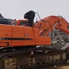 2 دانبر كاتربلر 2012و 2004 بوكلين دوسان 2014 بالدقاق