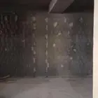 مستودع حمراء الأسد مساحه 300 متر متوفر غرفه نوم وحمام