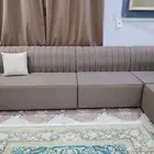 كنب كراسي اللون البني