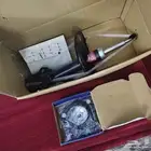 قطع غيار السياراتمساعد مع الحامل. رافور