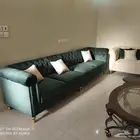 الكنب والطاوله مع بعض للبيع