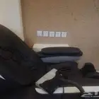 كرسي مساج وليس استرخاء فقط