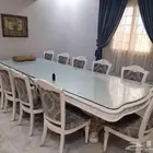 طاولة طعام ملكية ب 12 كرسي