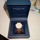 ساعة من ماركة Tommy Hilfiger