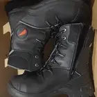 Boots red wings مقاس 42
