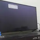 شاشة او تلفزيون