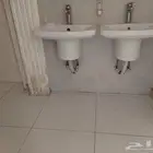 مغسله حوضين مع خلاطاتها