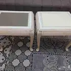 اتنين طاولة صغار