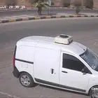 باص ثلاجه رينو دوكر بانزين للبيع ماشي أقل من 200