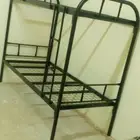 سرير حديد دورين دور واحد مراتب مخدات بطانيات شراشف