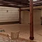 مظلات خشب طبيعي