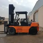 رافعة شوكية (فوركلفت) forklift للإيجار