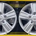 Toyota Land Cruiser rims 2015 agency  size 18 very clean