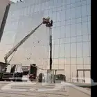 شركة تنظيف واجهات زجاجية وكلادينج حجر صيانة لمبات خارجية