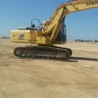 بوكلين حفار دقاق و بكت للايجار