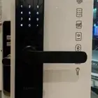 أمن بيتك بالقفل الذكي