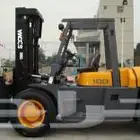 رافعات شوكية للايجار