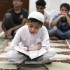 محفظ قرآن كريم بالتجويد للكبار والتلقين للصغار