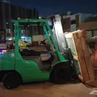 رافعه شوكية فوركلفت للايجار