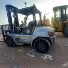 رافعه شوكيه للايجار في تبوك 5طن 7طن
