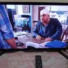 شاشه 32 بوصه. عاديه وليست سمارت